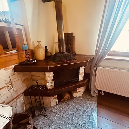 Karolinka Stroza - Pet Friendly