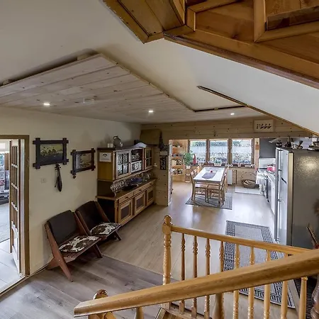 Feriehus Karolinka Stroza - Pet Friendly Myślenice