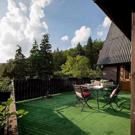 Karolinka Stroza - Pet Friendly Feriehus Myślenice