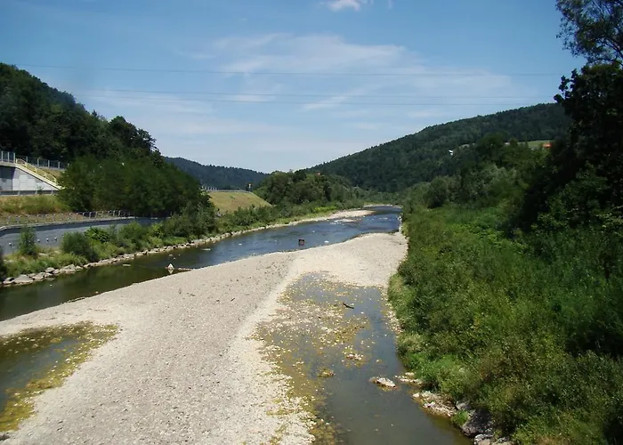 Karolinka Stroza - Pet Friendly בית נופש