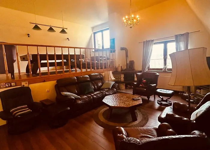 Karolinka Stroza - Pet Friendly